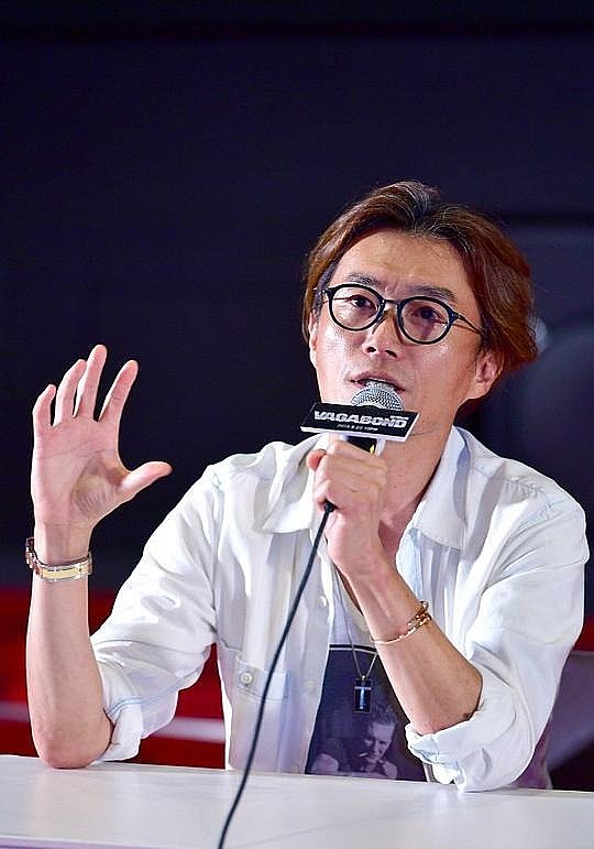 李吉福 Lee Gil-Bok照片