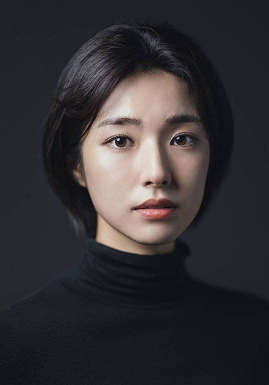 贺营 Ha-young Ahn照片