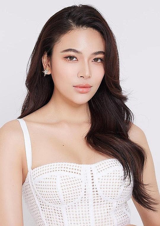 雅妮莎·蒂拉彤 Yanissa Diratorn照片