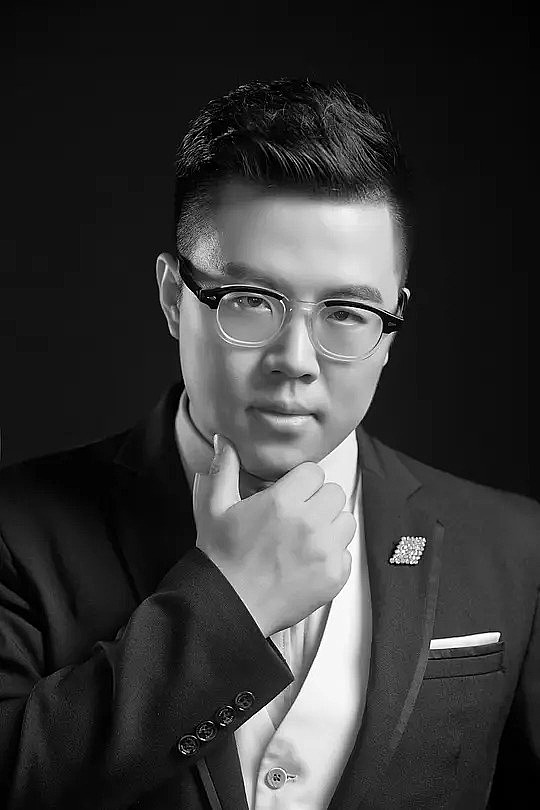 张显 Xian Zhang照片