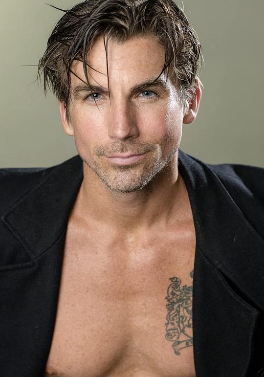 丹尼尔·奥雷利 Daniel O'Reilly照片