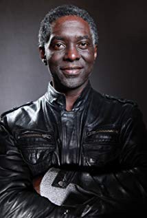 本杰明·路易斯 Benjamin Louis照片