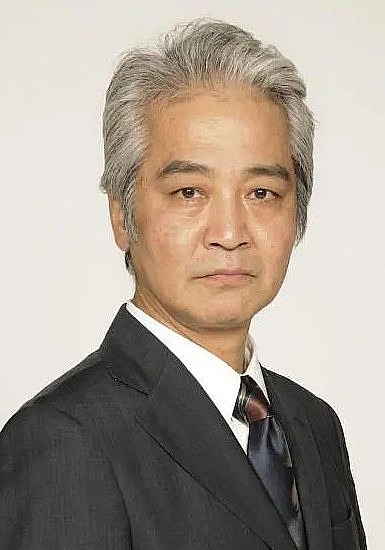 新纳敏正 Toshimasa Niiro照片