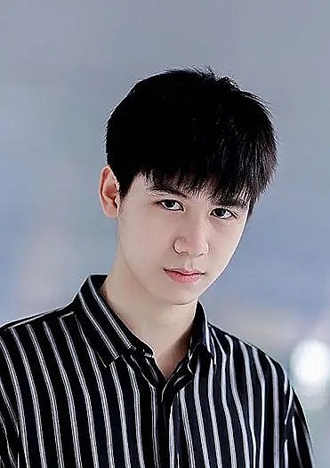 吉迪朋·瑟利维查亚萨瓦 Kittiphop Sereevichayasawat照片