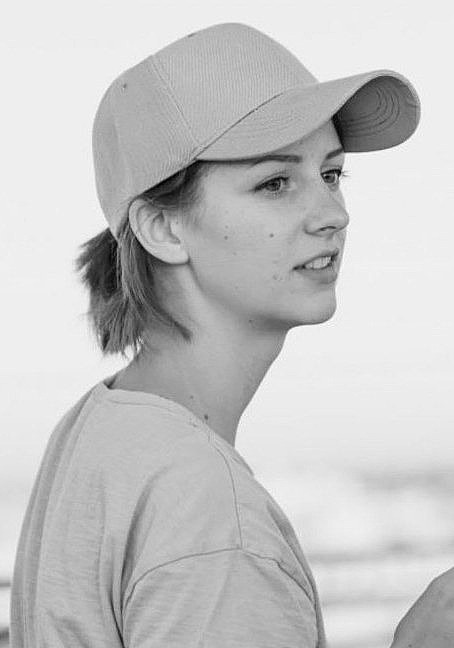 莉莉·达拉格·哈蒂 Lily Darragh Harty照片