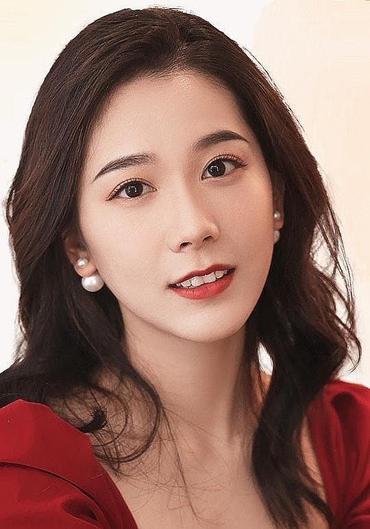 韩晴 Qing Han照片