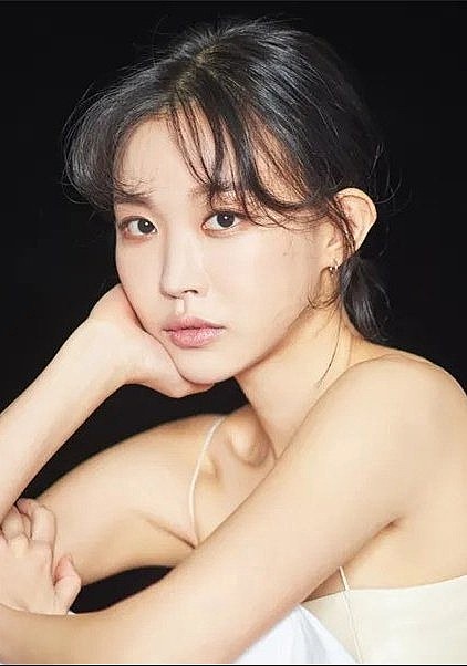 金址晏 Kim Ji An照片