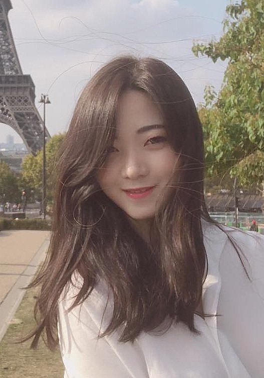 李娜恩 Lee Na-Eun照片