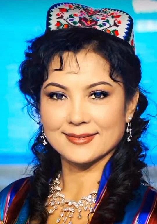古丽加马力·麦麦提尼亚孜 Gvljamal Mamatniyaz照片