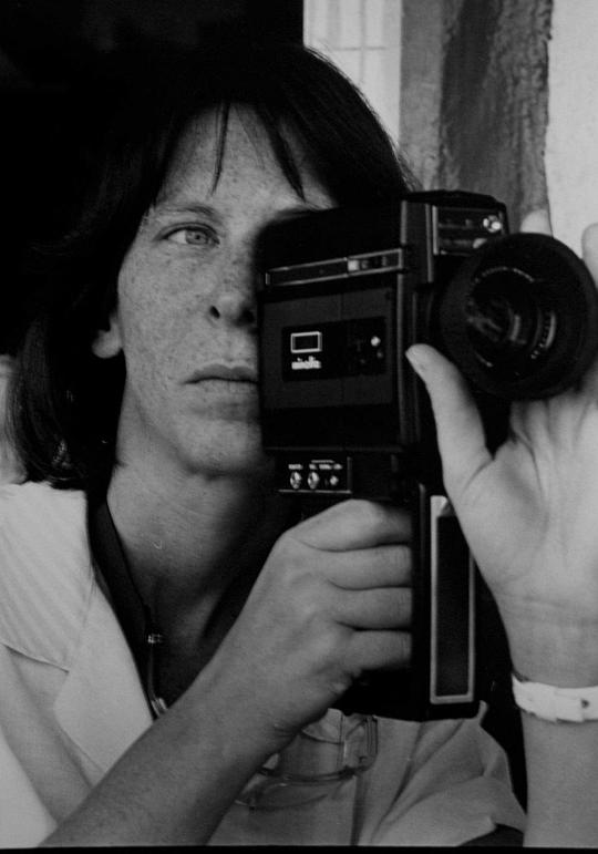 薇薇安·奥斯特洛夫斯基 Vivian Ostrovsky照片