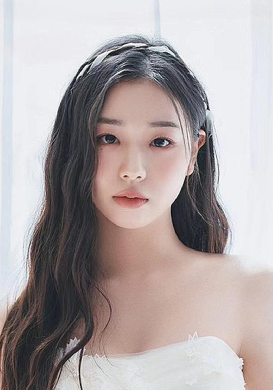 金采嬿 Kim Chae-yeon照片
