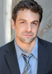 克里斯·麦基纳 Chris McKenna照片