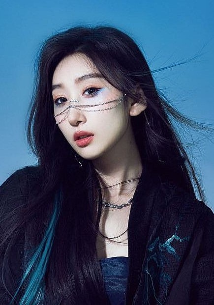 邓寓君 Yujun Deng照片