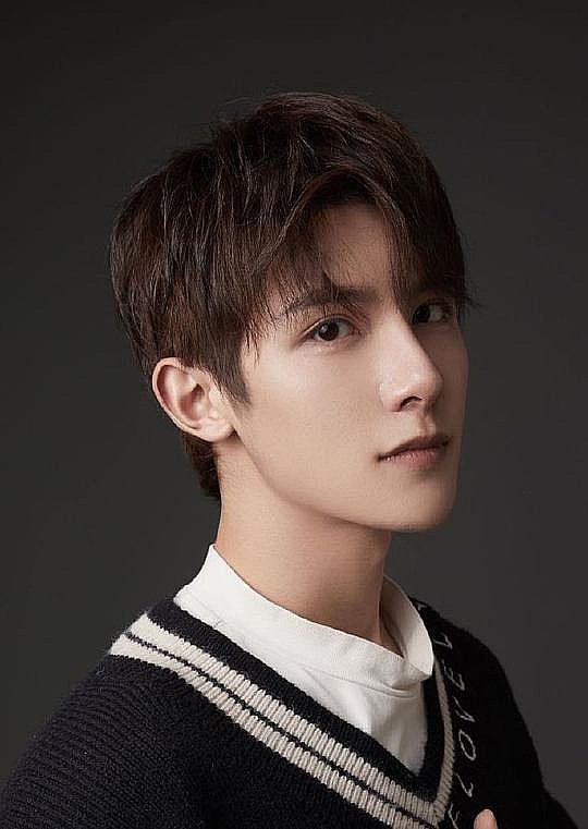 朱一未 Yiwei Zhu照片