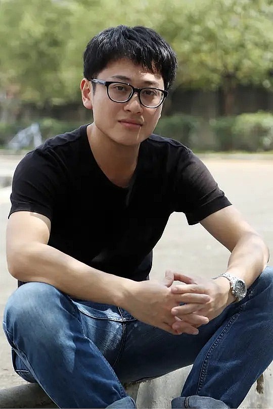 杨程远 Hnpovic Youg照片