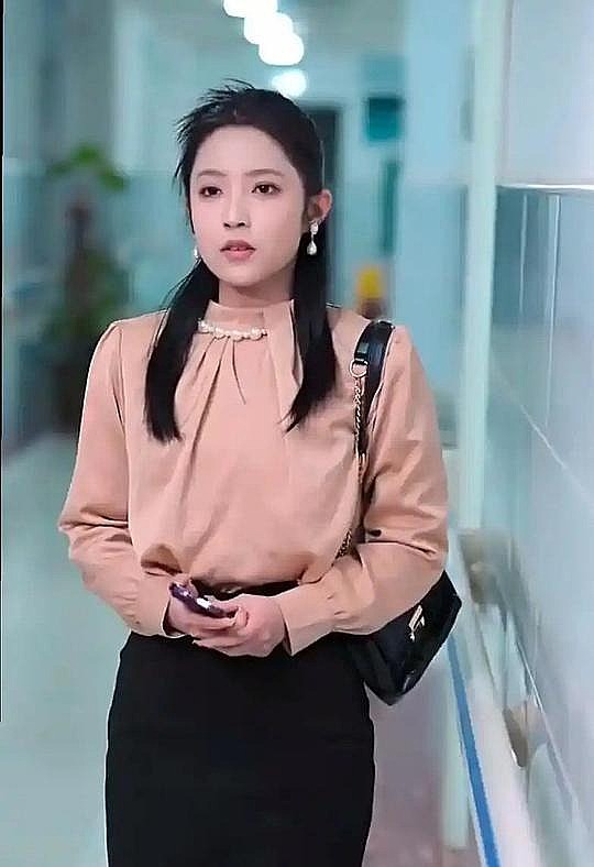 阚梓艺 Kan Ziyi照片