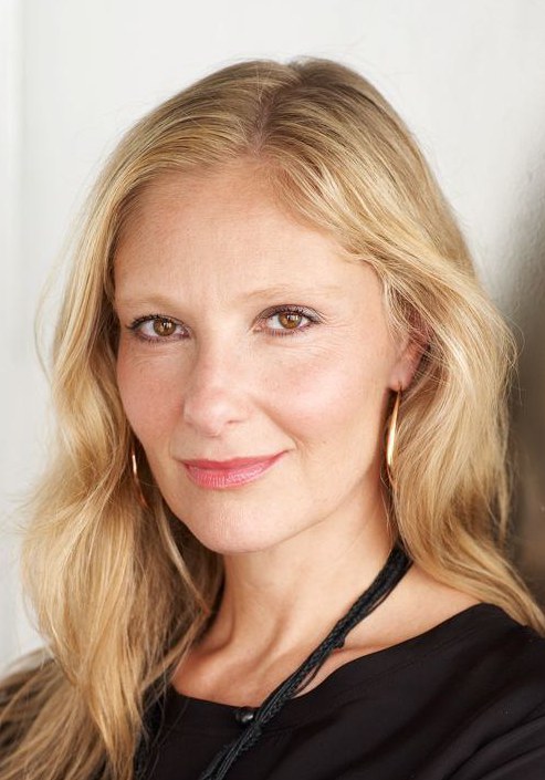 伊娃·奥尔纳 Eva Orner照片