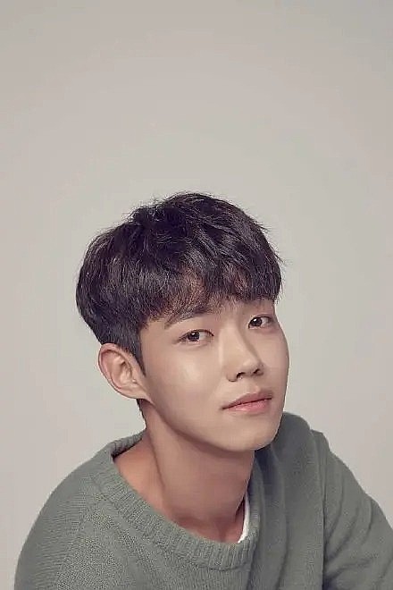 李京民 Kyeong-min Lee照片
