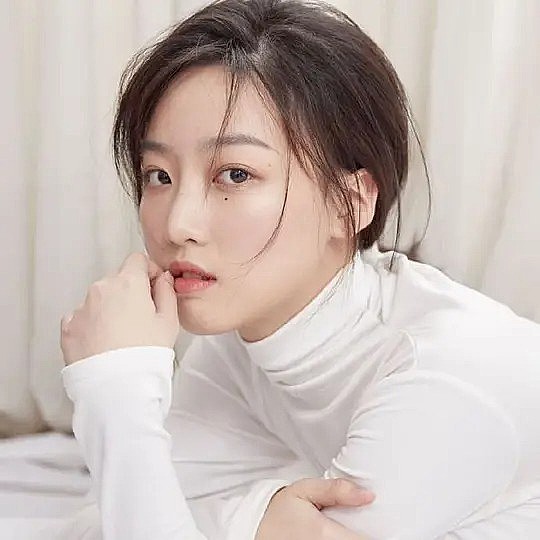 曹璐 Lu Cao照片