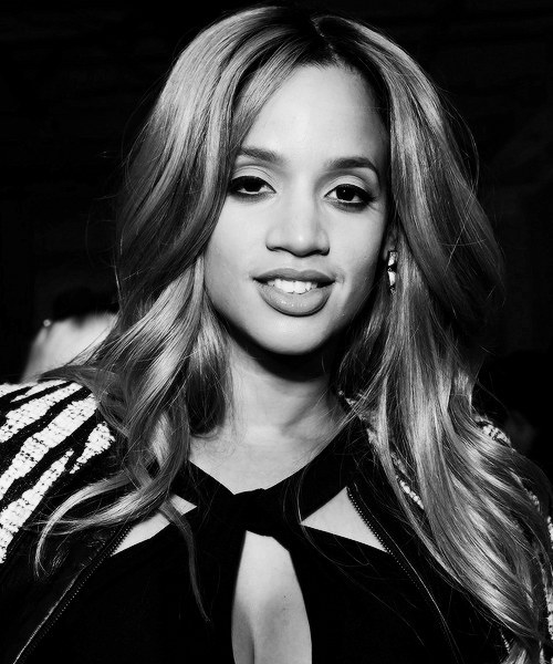 达丝莎·坡兰科 Dascha Polanco照片