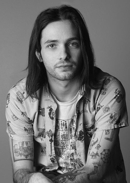 迈尔斯·乔里斯-皮拉菲特 Miles Joris-Peyrafitte照片