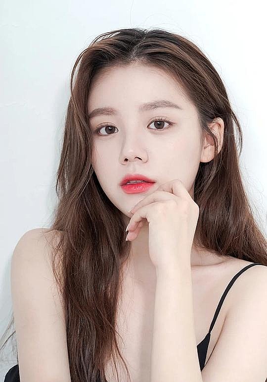 李彩彬 Chae-bin Lee照片