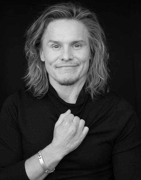 托尼·卡瓦勒罗 Tony Cavalero照片