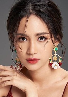 诗丽通·莉阿蓝瓦 Bint Sireethorn Leearamwat照片