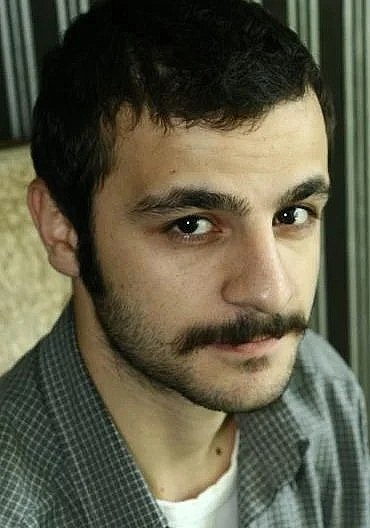 古文·穆拉特·阿克皮纳尔 Güven Murat Akpinar照片