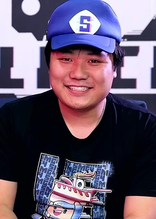 卢克·勒德维希卡古尔 Luke Lerdwichagul照片