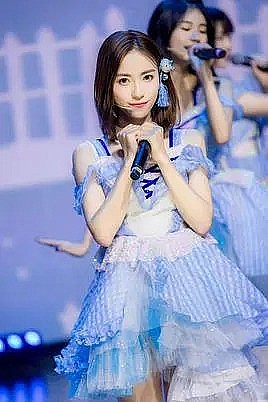 刘思纤 Siqian Liu照片