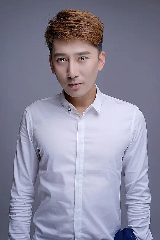 傅泓霖 honglin FU照片