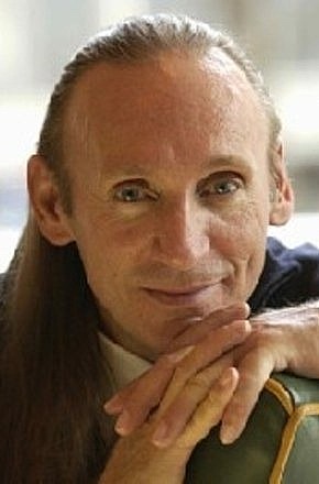 格里高利·大卫·罗伯兹 Gregory David Roberts照片