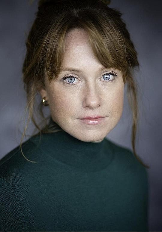 莎拉·里奇韦 Sarah Ridgeway照片