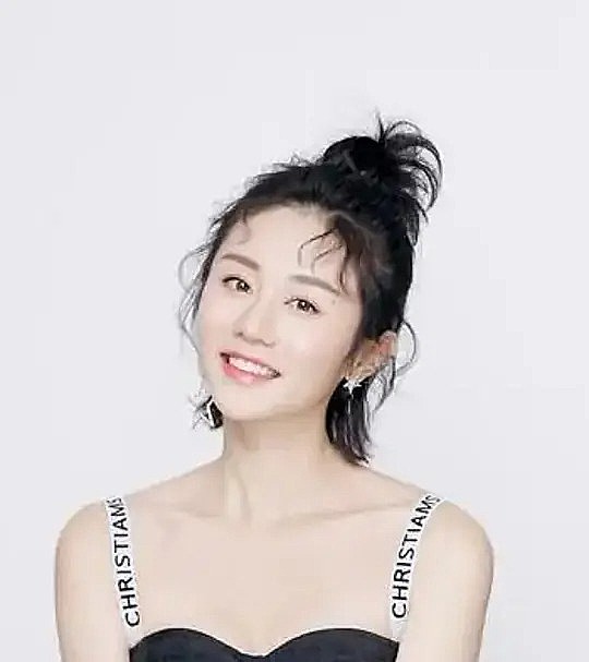 曹琦 Qi Cao照片