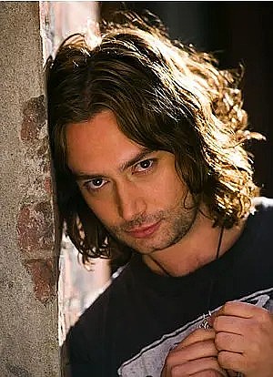 Constantine Maroulis照片