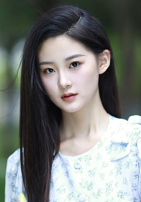 吉舒亦 Shuyi Ji照片