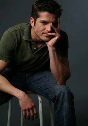 斯科特·贝利 Scott Bailey照片