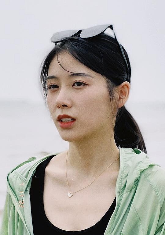 钟小淇 Xiaoqi Zhong照片
