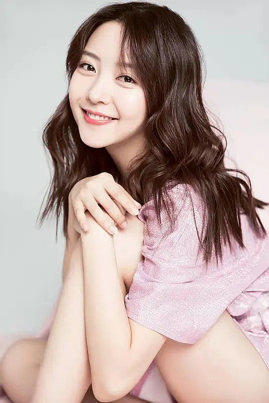 田爽 Shuang Tian照片