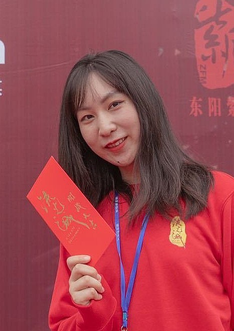 胡雪 Xue Hu照片