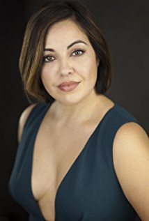 艾丽森·阿拉亚 Alison Araya照片