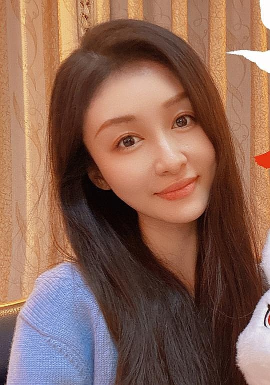 王婧儿 Jinger Wang照片