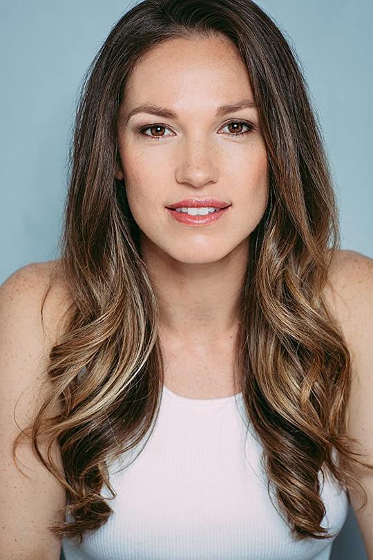 丽莎·钱德勒 Lisa Chandler照片