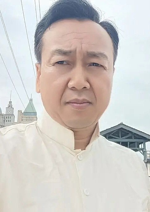 黄文浩 Wenhao Huang照片