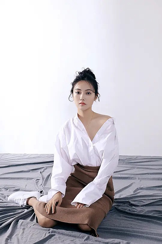 尹彤 Tong Yin照片