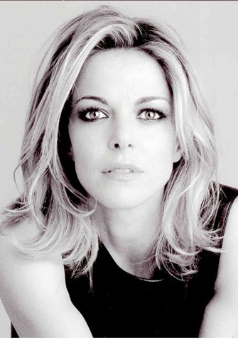 克劳迪亚·杰里尼 Claudia Gerini照片