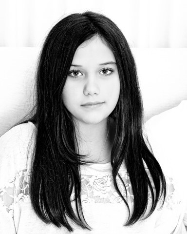 艾拉·布勒·特拉沃塔 Ella Bleu Travolta照片