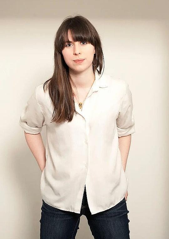 安雅·赖斯 Anya Reiss照片