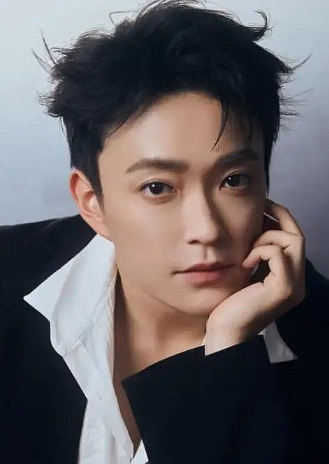 杨云屾 Yunshen Yang照片